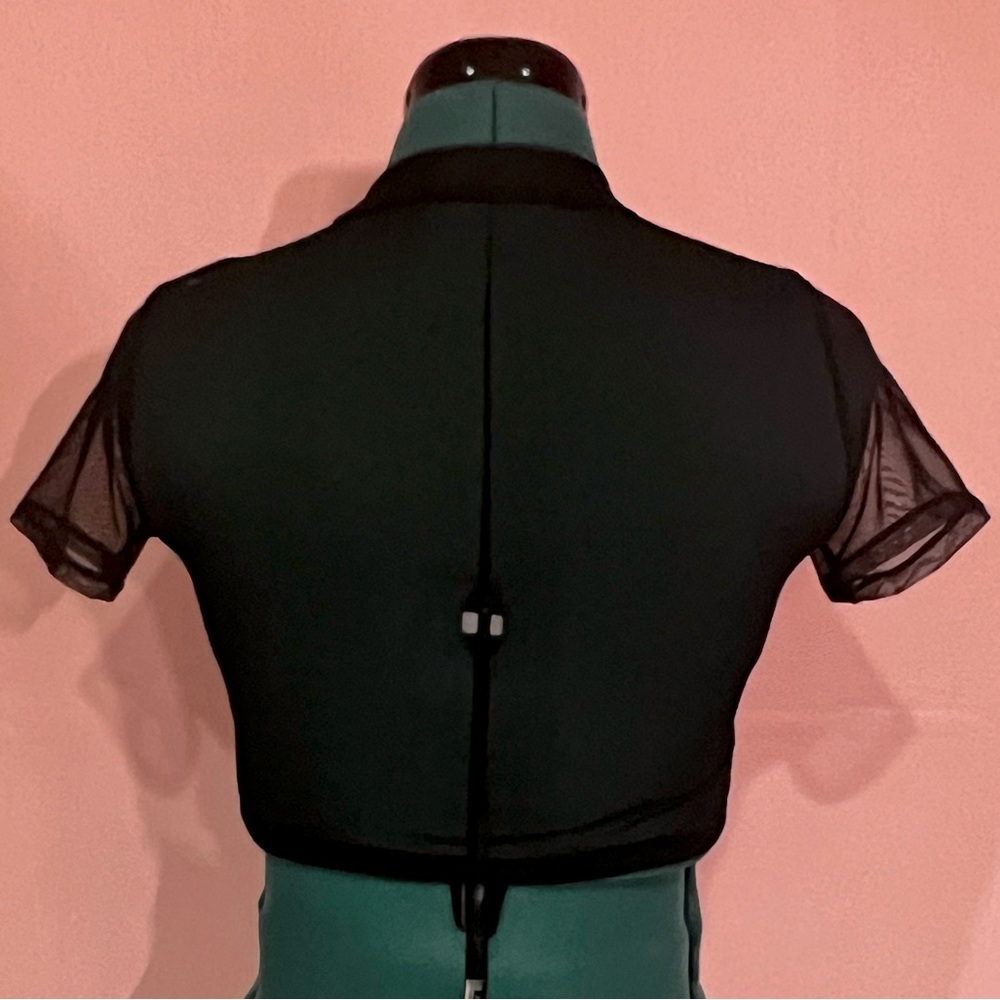 No brand black mesh crop top size S